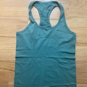 Lululemon Swiftly Tech Tank Teal size 6